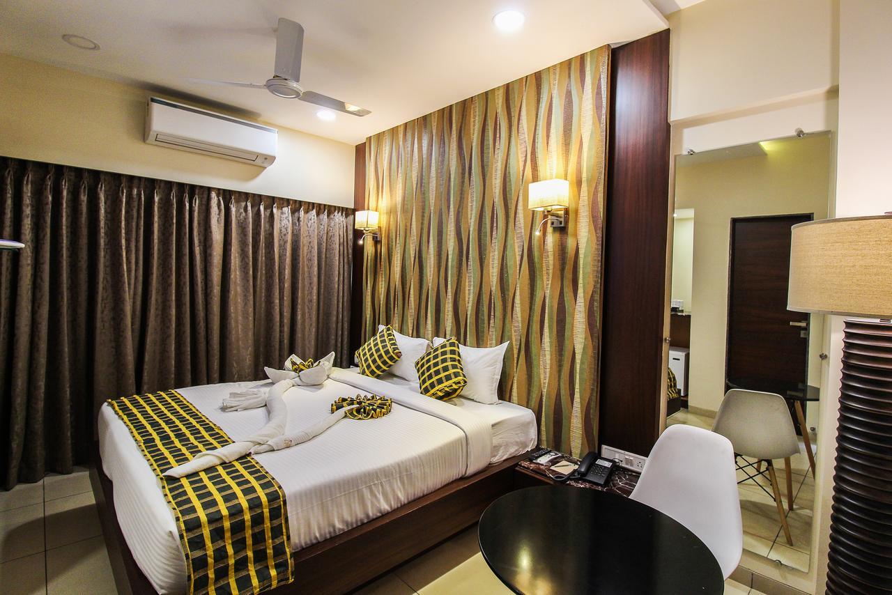 The Myriad Hotel Bhayandar Εξωτερικό φωτογραφία